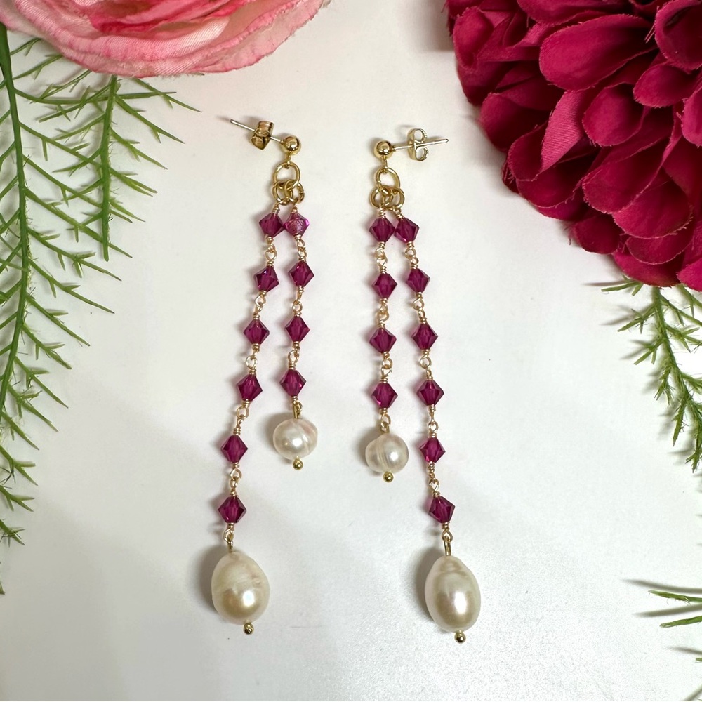 NEW⚜️Freshwater Pearl Beaded Crystal Dangly Earrings